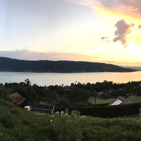 Le Clos Du - Location De Gasthof Veyrier-du-Lac