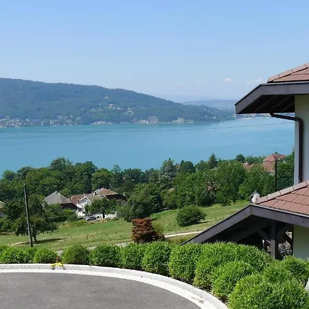 Le Clos Du - Location De Gasthof Veyrier-du-Lac